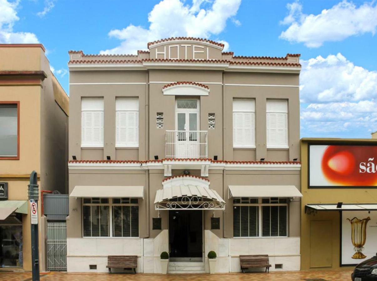 Mova Hotel D'Oeste - Localizado Em Frente A Praca Principal Da Cidade, Na Area Central - Pe Na Praca Poços de Caldas المظهر الخارجي الصورة